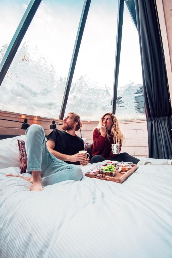 Hotel Pyhae Igloos Pyhätunturi Esterno foto